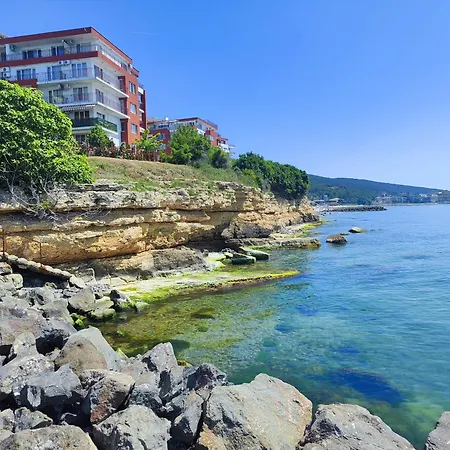 Apartment Golden Lady *